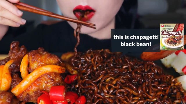 ASMR BLACK BEAN NOODLES CHAPAGETTI + STICKY HONEY FRIED CHICKEN + RICE CAKES