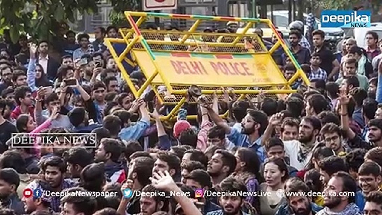 ജെഎന്‍യു വിദ്യാര്‍ഥികള്‍ക്കു നേരെ പോലീസ് അതിക്രമം; പ്രതിഷേധ സമരവുമായി അധ്യാപകര്‍ NU Teachers Strike Backing Students Against Police Brutality