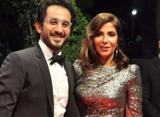 احتفال أحمد حلمي ومنى زكي بعيد ميلادهما بصحبة أبنائهما