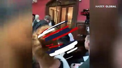 Oxford Üniversitesi'nde utandıran görüntüler