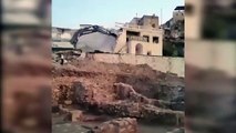 Hasankeyf'te yıkım devam ediyor; iş makinaları arkeolojik kazı alanında