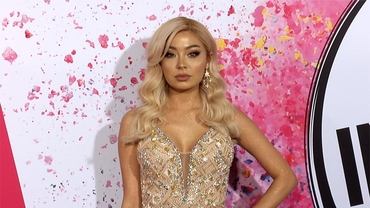 Marylia Scott 2019 American Influencer Awards Pink Carpet Fashion