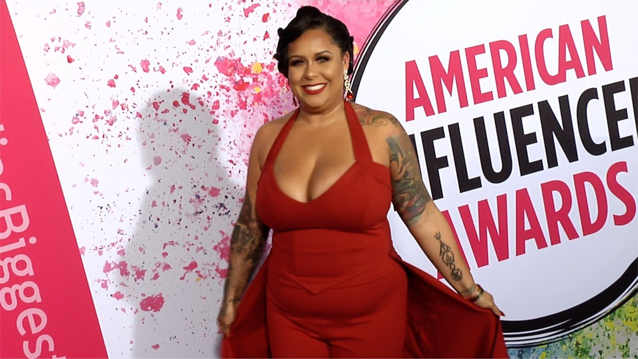Nichole Ray 2019 American Influencer Awards Pink Carpet Fashion