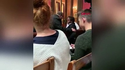 Görme engelli öğrenci zorla salondan çıkarıldı