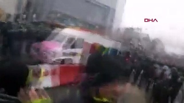 Biber gazı kapsülü gözüne isabet etti