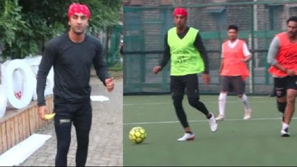 Ranbir Kapoor, Shashank , Jim Serbh & Others Playing Practice Charity Football Match