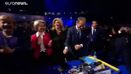 Tusk eletto presidente del PPE chiude alla destra radicale