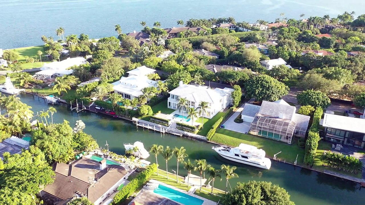 Welcome to Low Price Jet Ski Rental Miami 500 Ocean Dr Miami Beach, FL, 33139 (786)349-3179