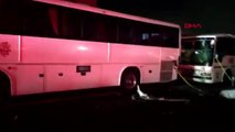 Meksika'da 3 otobüs birbirine girdi 11 ölü