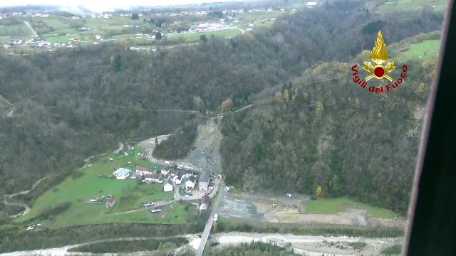 Maltempo in Veneto, ricognizione aerea di Zaia e dei Vigili del Fuoco (18.11.19)