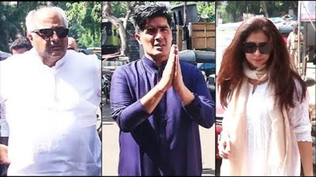SHOCKING NEWS ! Famous Bollywood Fashion Designer Manish Malhotra Father Passed Away