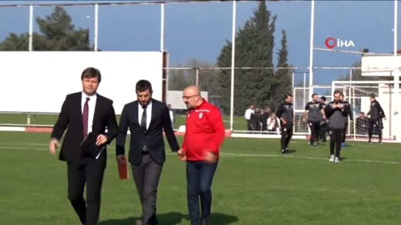 Ertuğrul Sağlam, Samsunspor ile 5 yıllık sözleşme imzaladı