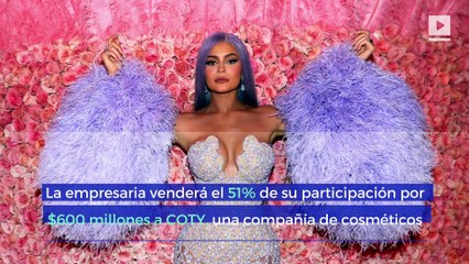 Kylie Jenner vende participación mayoritaria en su compañía de cosméticos