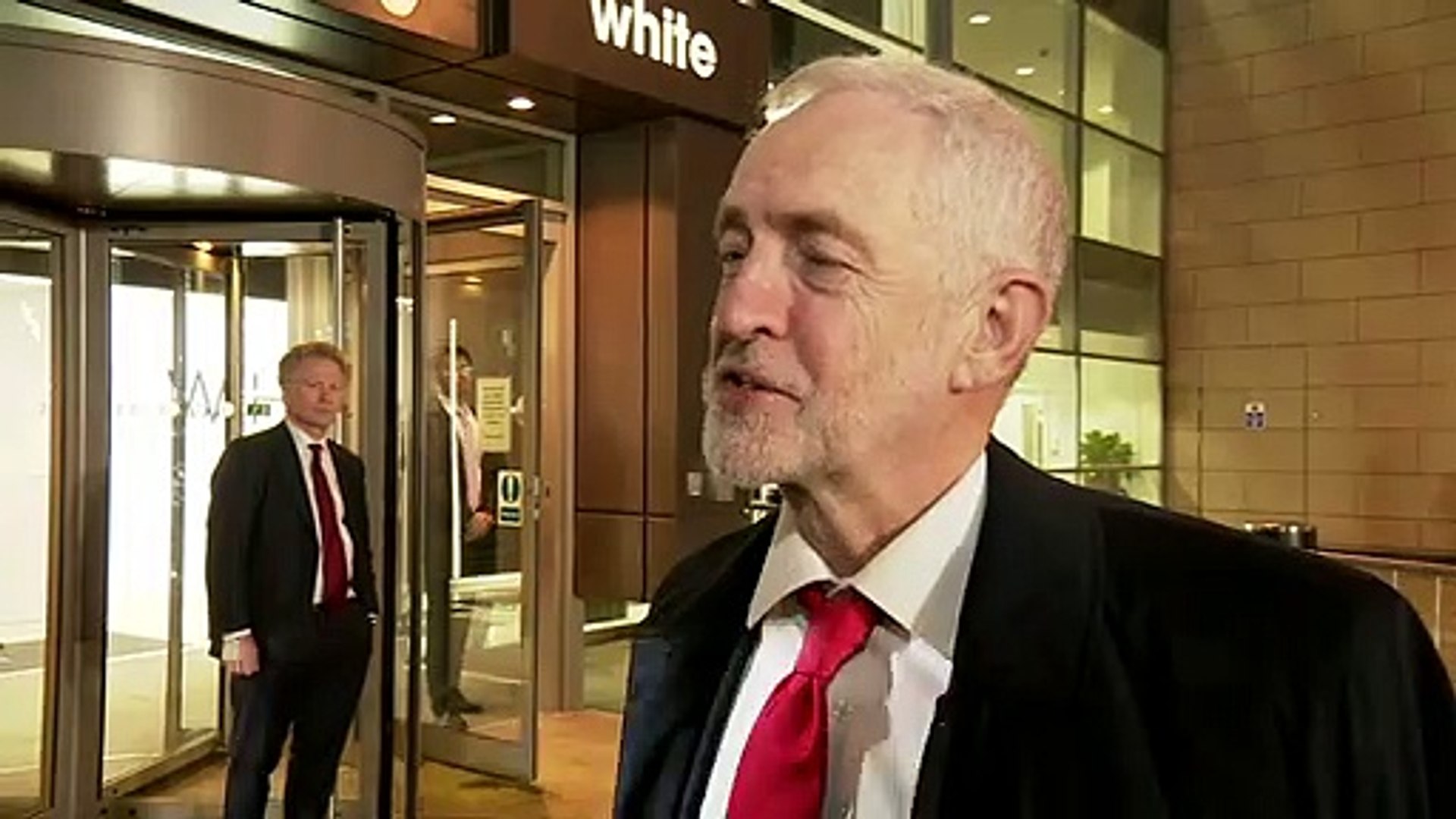 ⁣Corbyn hopes for a 'respectful' and 'informative' debate