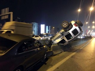 E-5'te kaza yapan lüks cip adeta amuda kalktı
