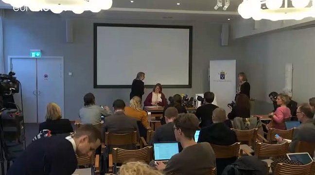 Швеция закрыла дело Ассанжа