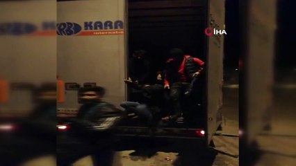 Tırdan 116 kaçak göçmen çıktı