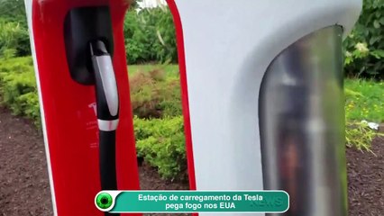 Estação de carregamento da Tesla pega fogo nos EUA