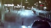 Muğla uyuya kalan sürücü aydınlatma direğine çarptı