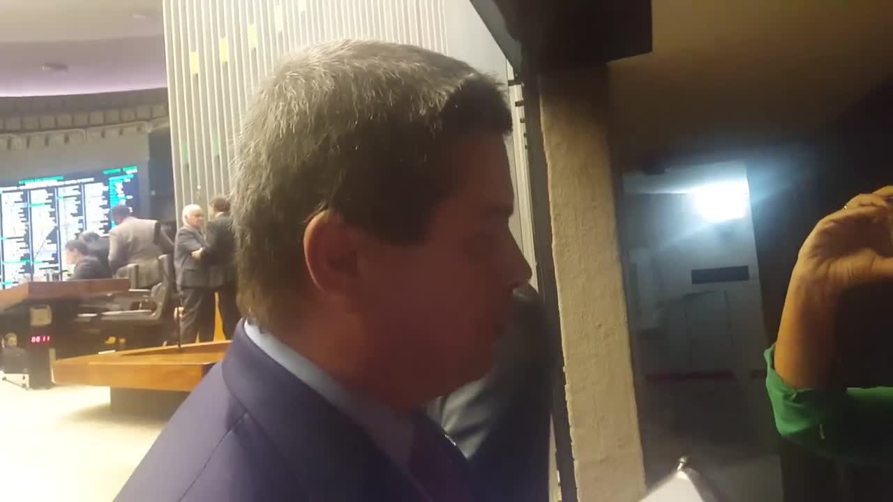 Coronel Tadeu não se arrepende de quebrar placa de movimento negro