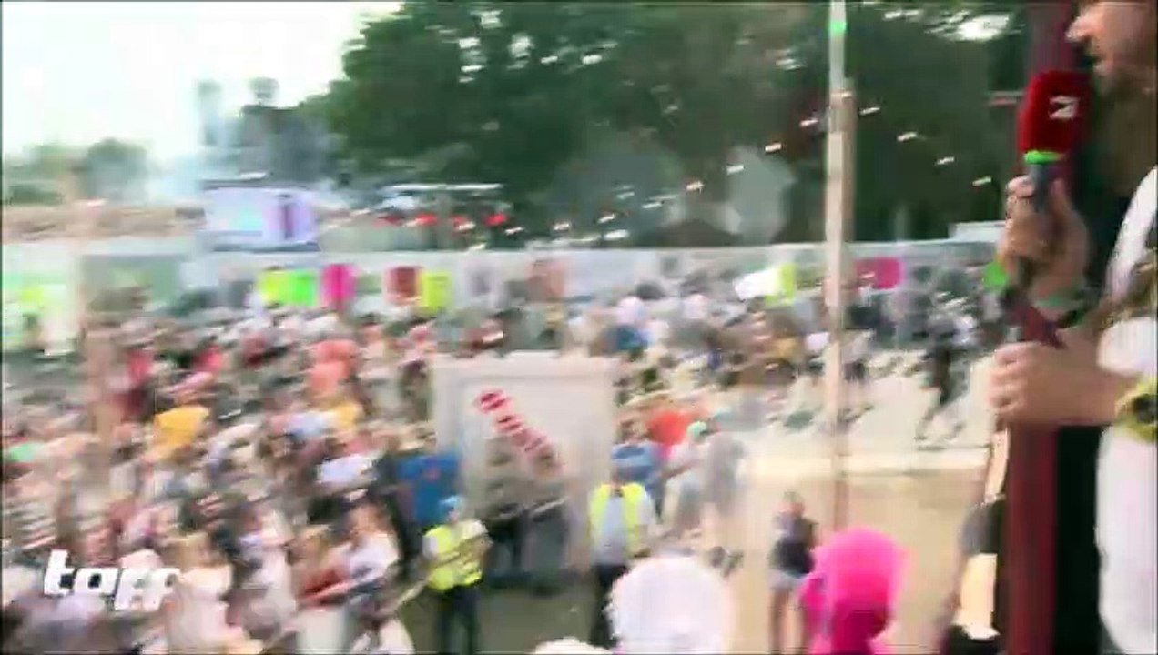 Thore Schölermann -Taff in Parakooville 10