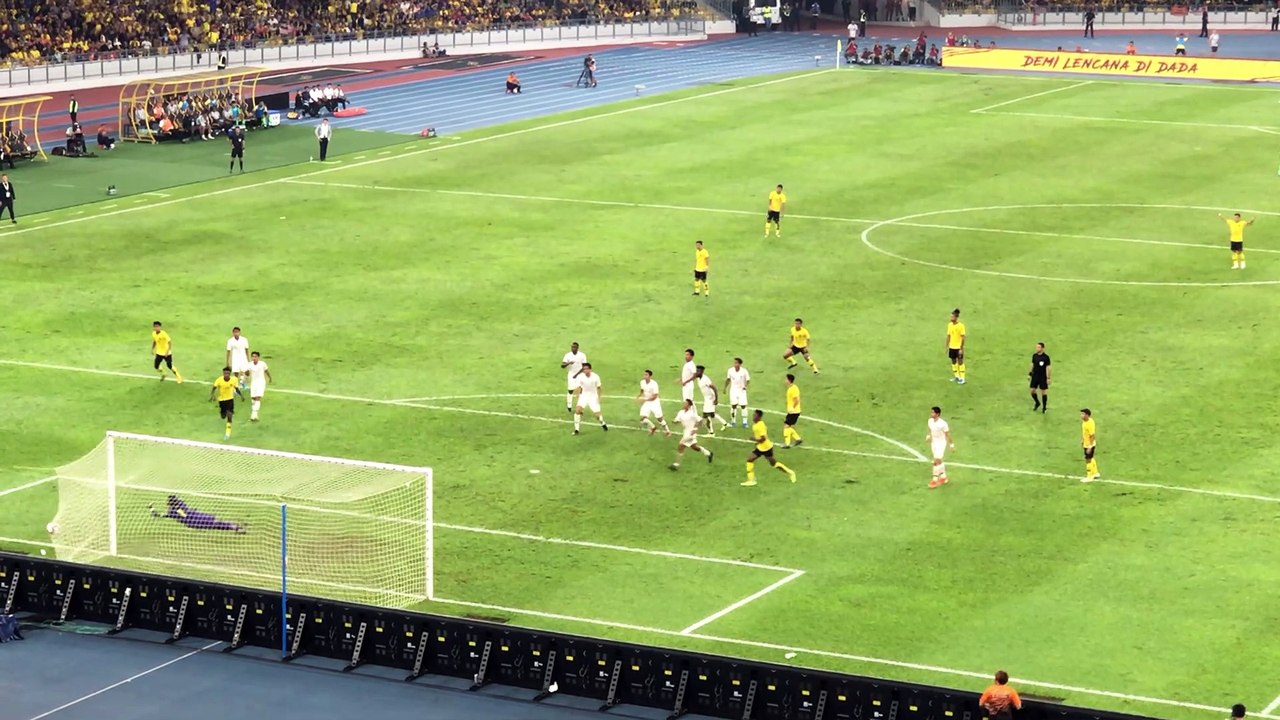 GOL PADU FREEKICK SAFAWI RASHID | MALAYSIA 2-0 INDONESIA