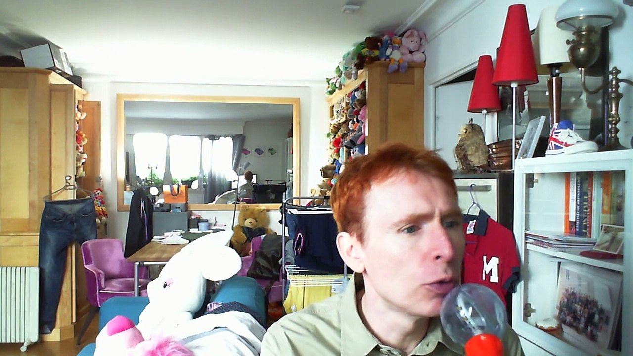 Wiwi égratigne "floetic"