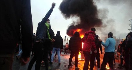 İran'da Hamaney'e yakın gazete, protesto liderlerinin 'idamla' yargılanacağını yazdı