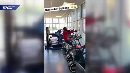 Yusuf Yazıcı, İkone'ye Müslüm Gürses şarkısı dinletirse...