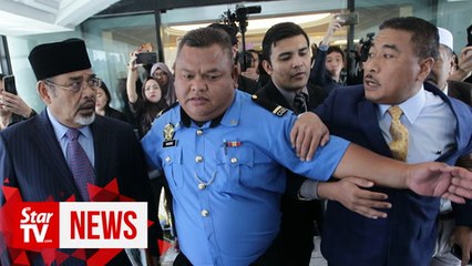 Fisticuffs in Parliament? Umno MPs almost come to blows