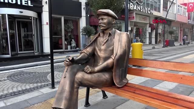 Edirne keşan'da dün açılışı yapılan heykellere zarar verildi