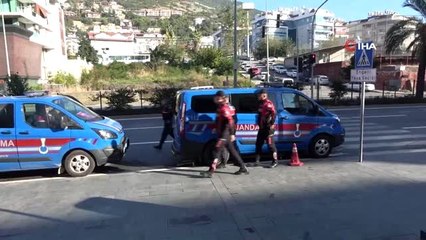 Ayşenur'un intiharına neden olan amcasının oğlu adliyeye sevk edildi.