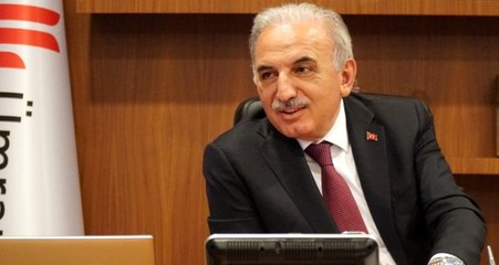 Ümraniye Belediye Başkanı İsmet Yıldırım, teknolojiden uzak hizmet veriyor