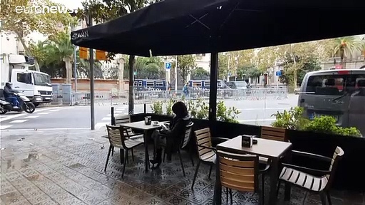 Πώς αντιμετωπίζει η Ισπανία την βία κατά των γυ...