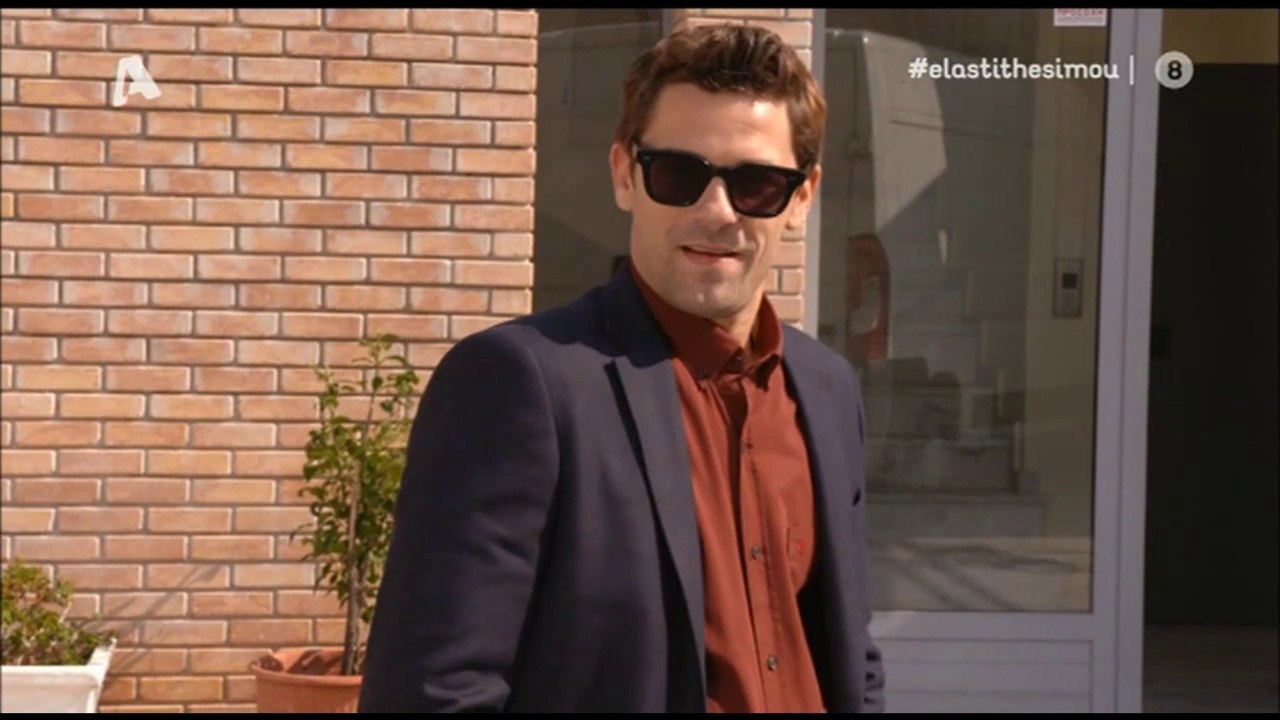 Apostolis Totsikas - Ela sti thesi mou (season 4 episode 47 scenes)