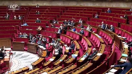 Voter 30 amendements en 2 minutes à l'Assemblée nationale