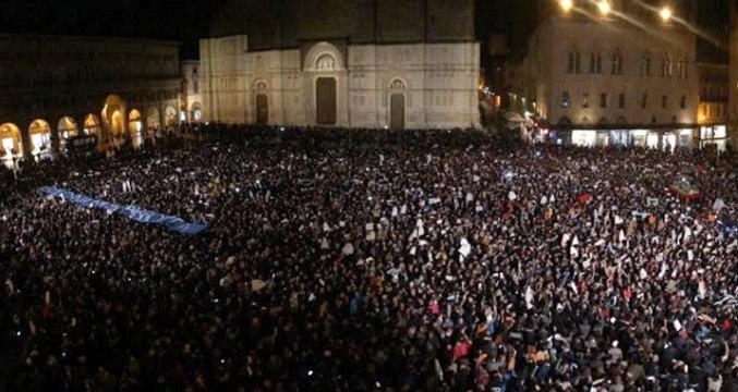 İtalya'da aşırı sağcı lider Salvini'ye karşı yeni halk hareketi: Sardalyalar