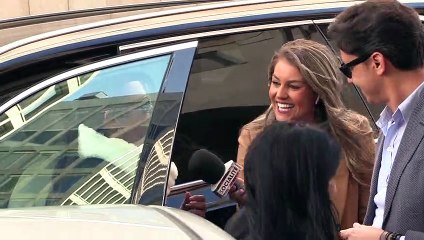 Isabel Pantoja se cita para comer con sus fans