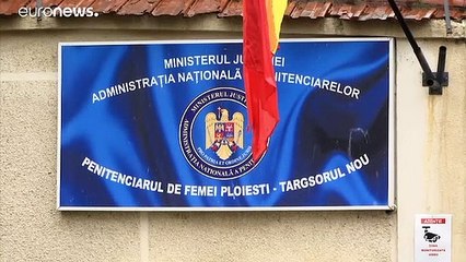 يوهانيس المؤيد لأوروبا الأفر حظاً في الانتخابات الرئاسية في رومانيا