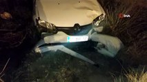 Hatay'da otomobil şarampole devrildi: 2 yaralı
