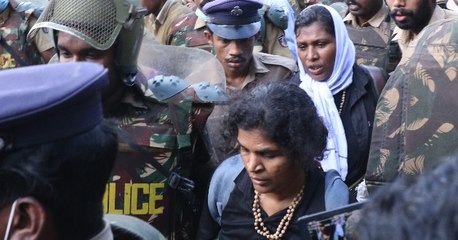 കനകദുര്‍ഗ മല കയറിയത് അയ്യപ്പന് ഇഷ്ടമായില്ലെന്ന് സംഘികള്‍ | Oneindia Malayalam