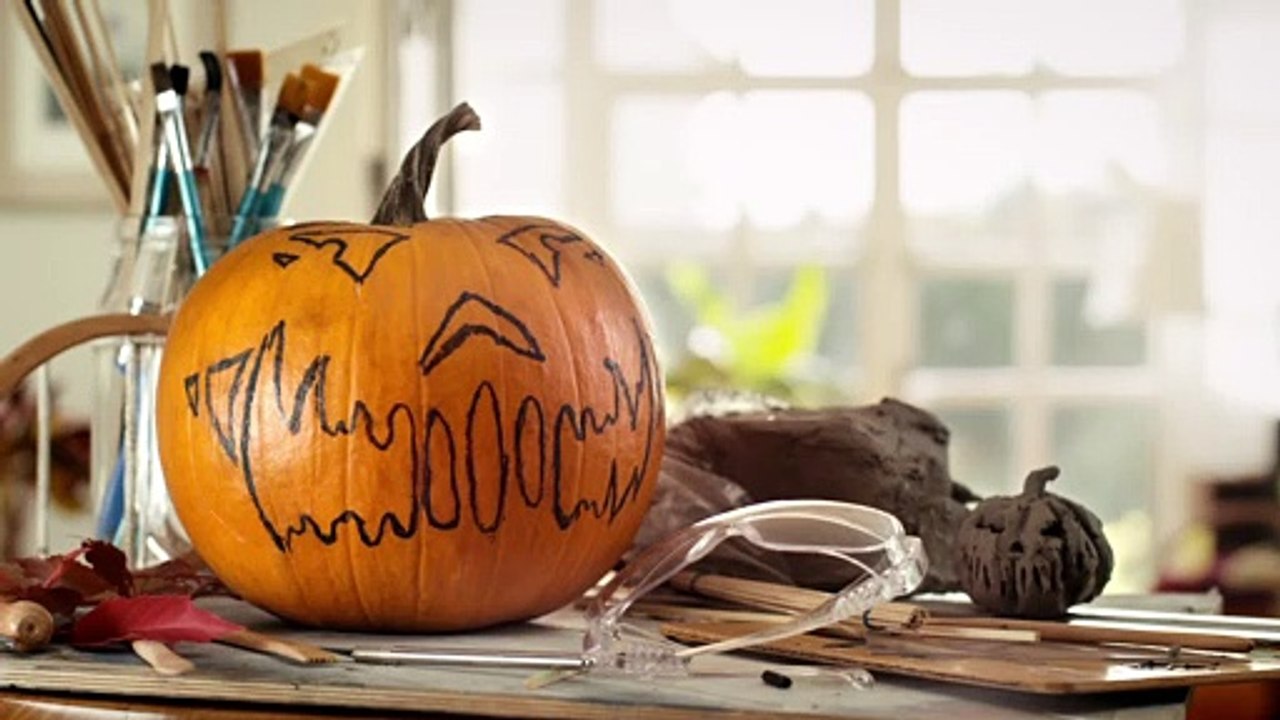Extreme Pumpkin Carving - Nokian Tyres Stops You In Time