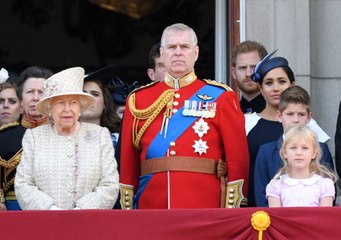 Le prince Andrew "met fin à ses engagements publics"