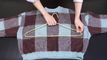 【The correct way to hang a sweater】今天才知道，挂了这么多年的毛衣方法都是错的，这才是最正确方法