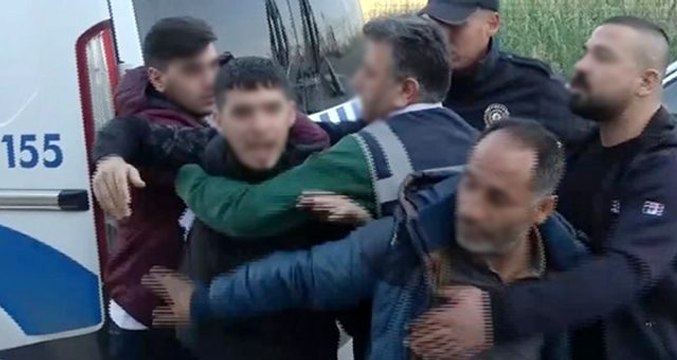 Adana'da yağma suçundan gözaltına alınan dizi oyuncusu, gazetecilere küfür ederek tepki gösterdi