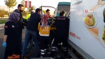 Kamyonet özel halk otobüsüyle çarpıştı: 1 yaralı