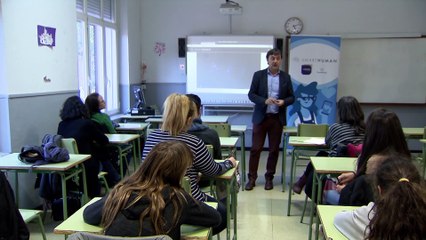 Lanzan una campaña para el uso inteligente del móvil en la adolescencia