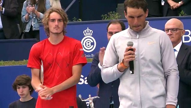 Nadal, Rosalía o Salas, protagonistas de un libro infantil