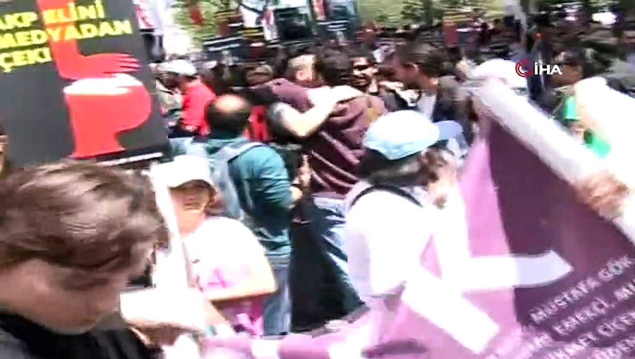 Yargıtay'ın bozma kararının ardından yeniden yargılanmalarına başlanan Cumhuriyet Gazetesi eski çalışanlarının ilk duruşmasında cumhuriyet savcısı, Yargıtay'ın bozma kararına uyulmamasını ve mahkemenin eski kararında direnmesini talep etti