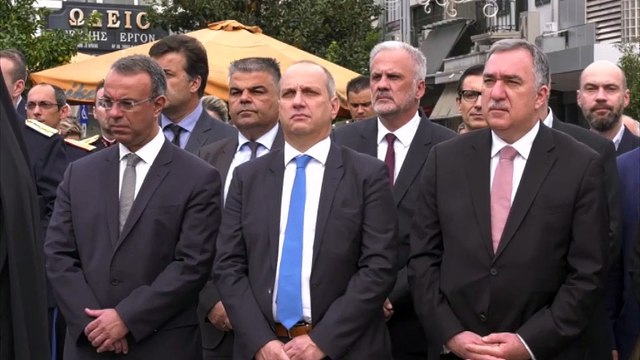 Με λαμπρότητα τίμησαν τις Ένοπλες Δυνάμεις στη Λαμία και στη Χαλκίδα